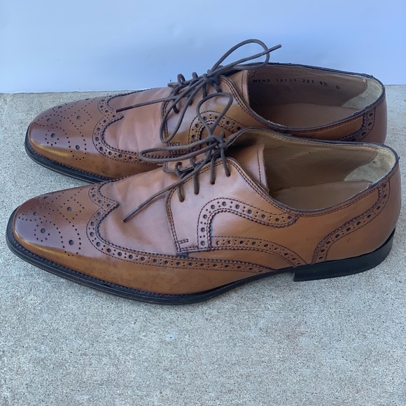 Florsheim Imperial Men’s Oxford Wingtip shoe size 9.5 - Picture 2 of 16